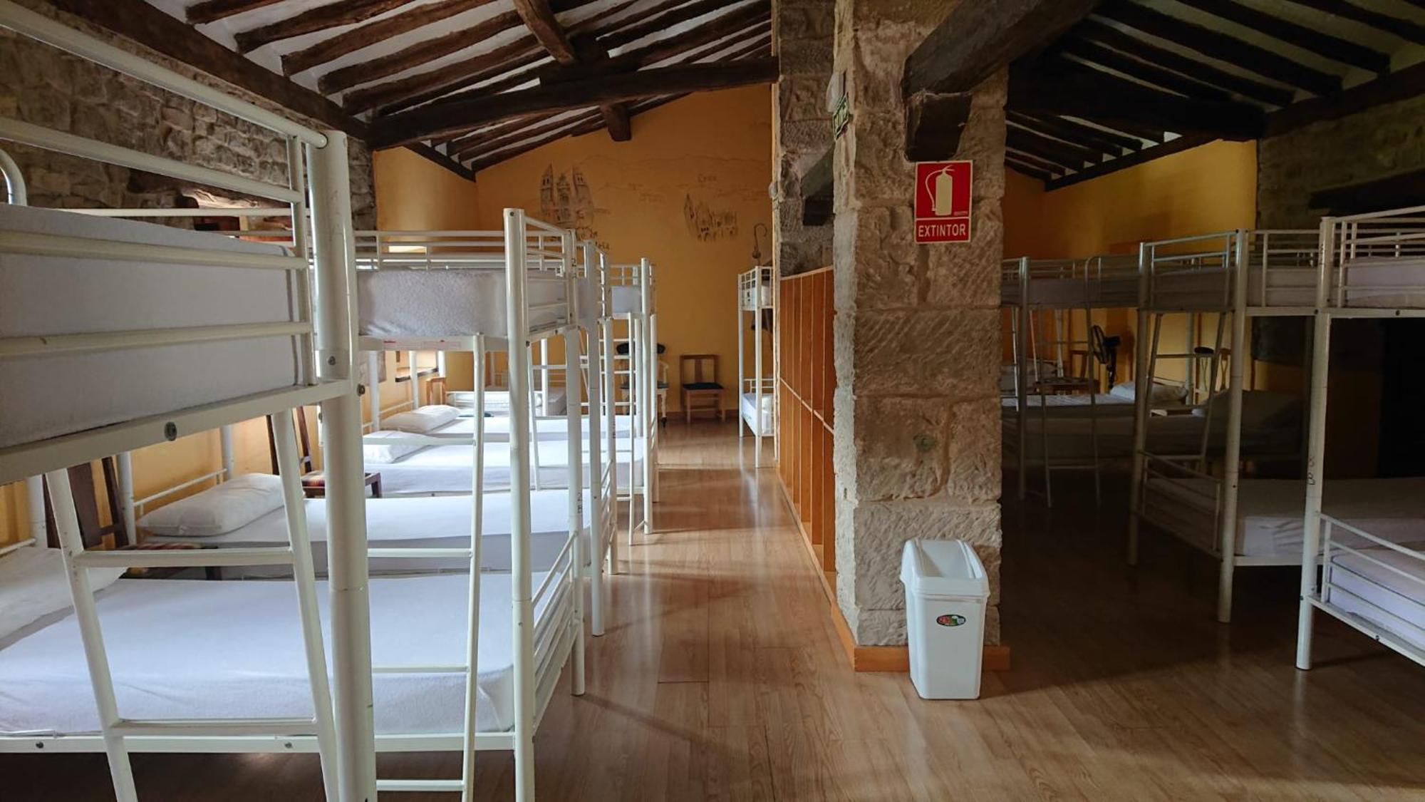 Albergue Sansol - El Oasis Del Camino Frances - Exclusivo Para Peregrinos Zewnętrze zdjęcie