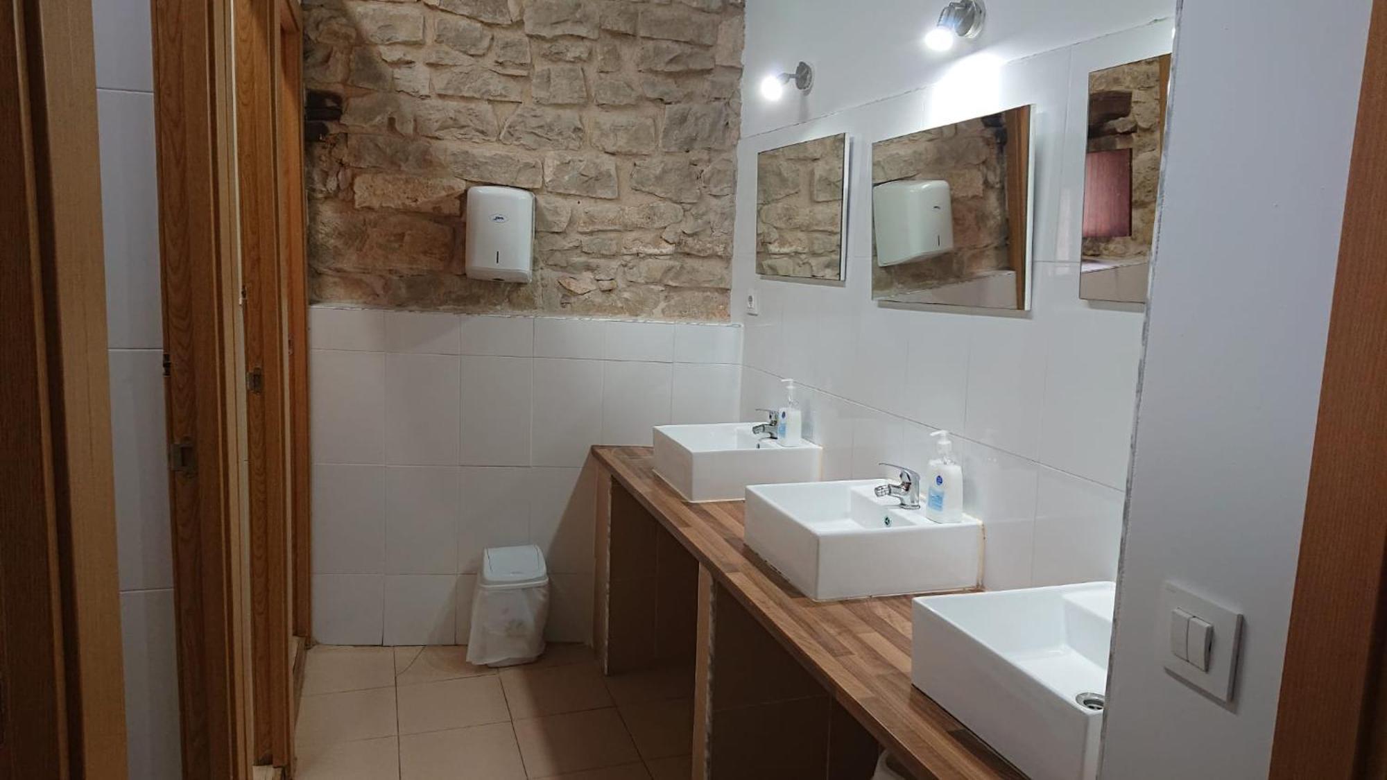 Albergue Sansol - El Oasis Del Camino Frances - Exclusivo Para Peregrinos Zewnętrze zdjęcie